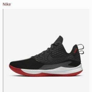 Nike Lebron Witness 3 PRM sneakers shoes men’s size 9.5 athletic basketball